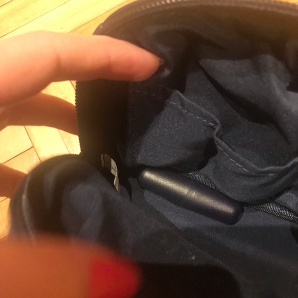 Ferragamo  cosmetics bag nwot - Picture 5 of 6